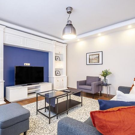 Captivating Flat With Balcony Near Besiktas Pier Apartment อิสตันบูล ภายนอก รูปภาพ