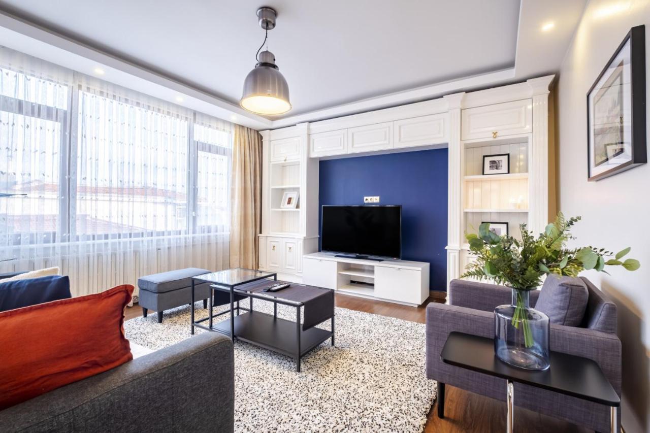 Captivating Flat With Balcony Near Besiktas Pier Apartment อิสตันบูล ภายนอก รูปภาพ