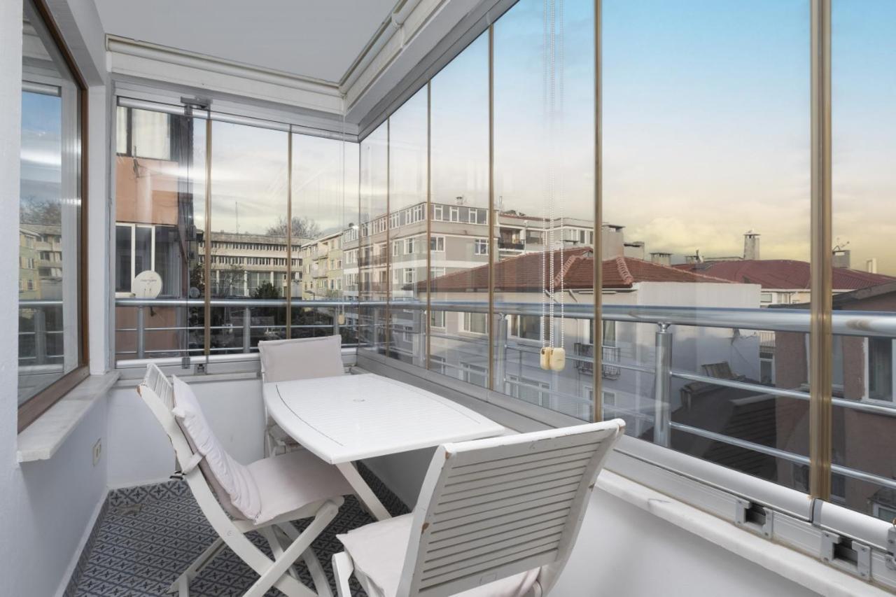 Captivating Flat With Balcony Near Besiktas Pier Apartment อิสตันบูล ภายนอก รูปภาพ